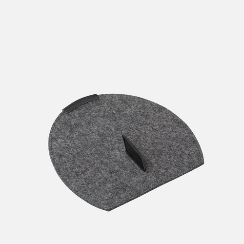 Merino Felt Rest Station 2.0 for AirPods Max-1